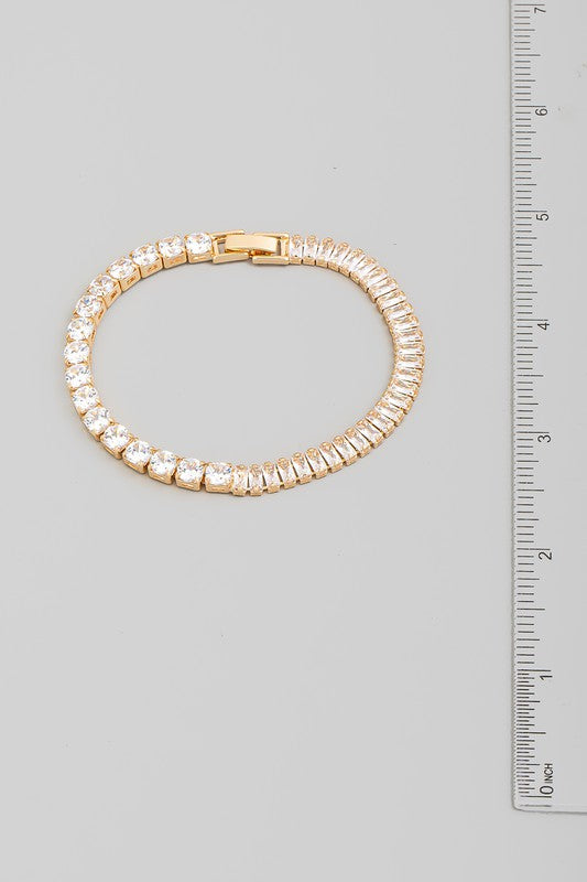 Monika Golden Rhinestone Square And Bar Chain Bracelet