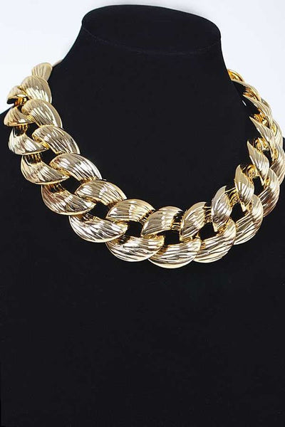 *Gladys Textured Chunky Chain Necklace