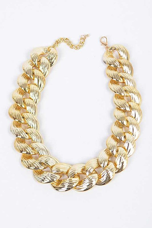 *Gladys Textured Chunky Chain Necklace