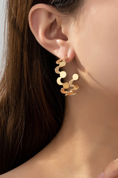 Junie Wavy Hoop Earrings