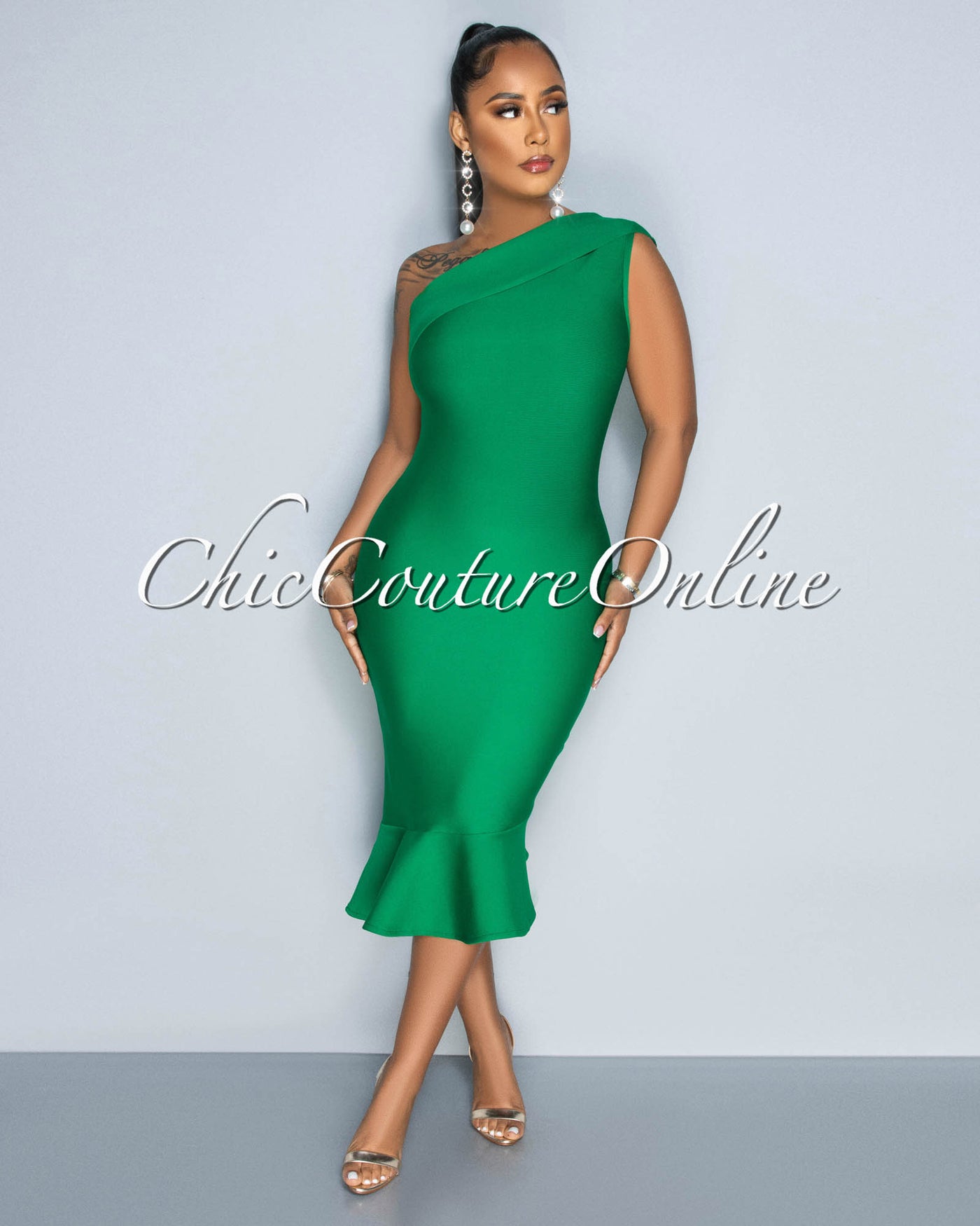Patria Green Single Shoulder Ruffle Hem Bandage Dress