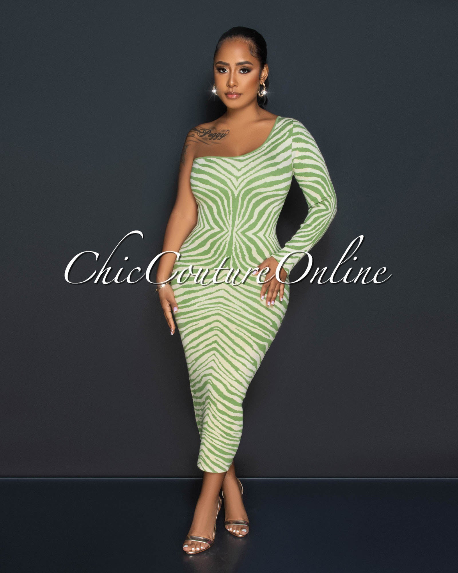 *Sophia Nude Green Print Knit Single Long Sleeve Maxi Dress