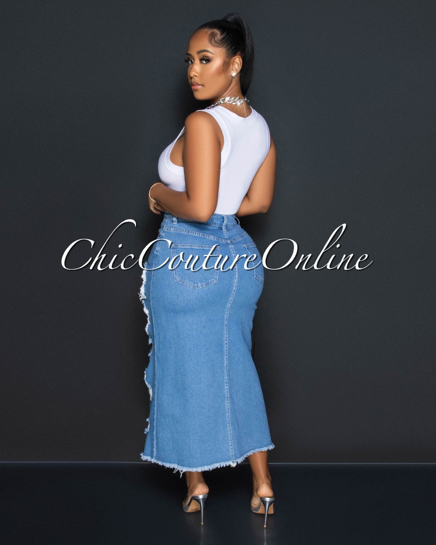 *Raquel Medium Blue Distressed Accent Midi Skirt