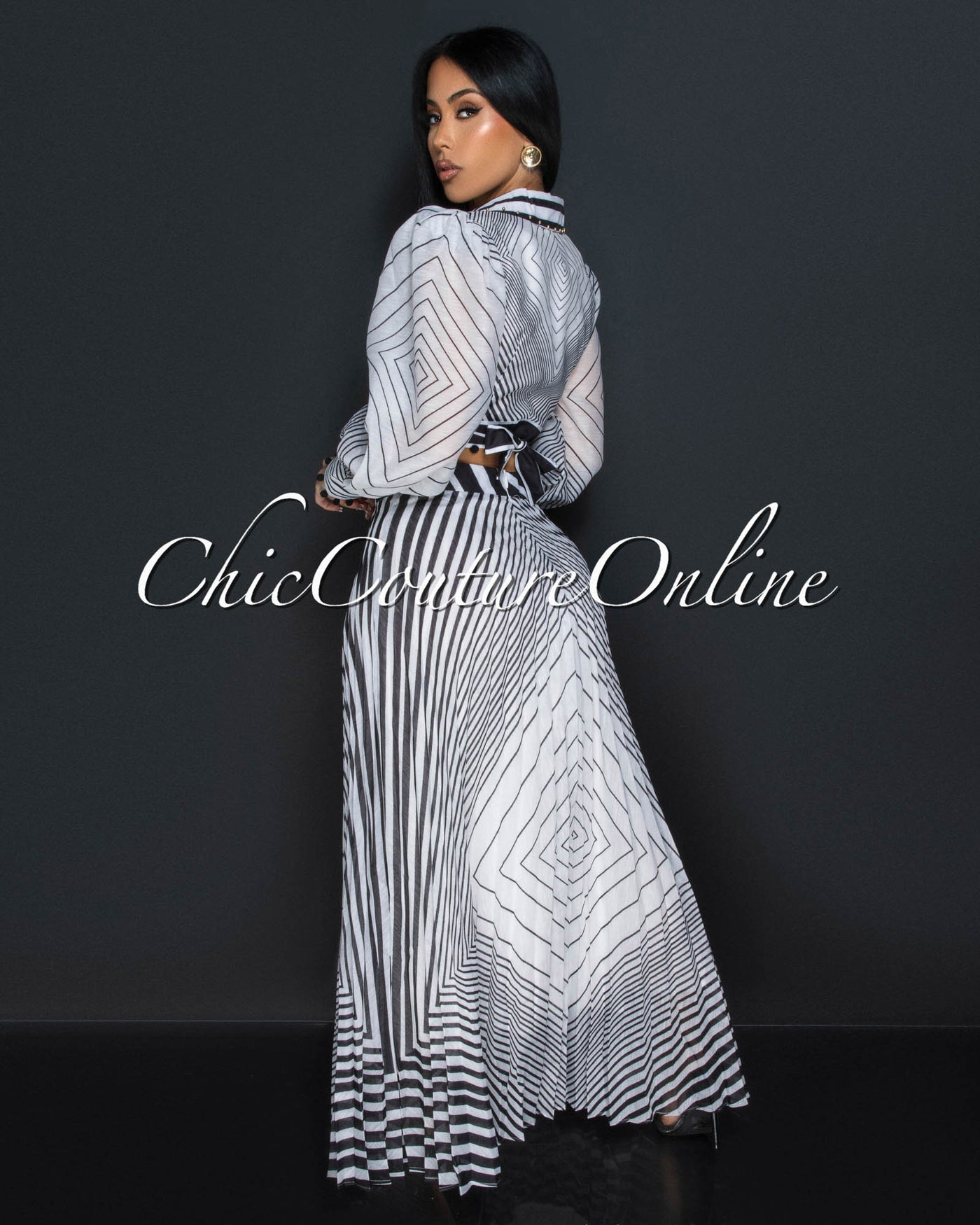 Varouna Black White Print Blouse & Pleated Long Skirt Set