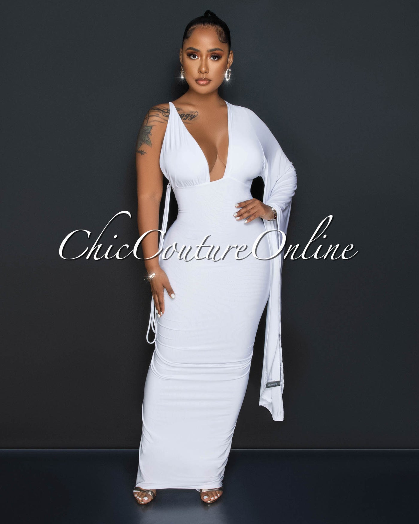 Thesa White Single Statement Long Sleeve Maxi Dress (2/24)