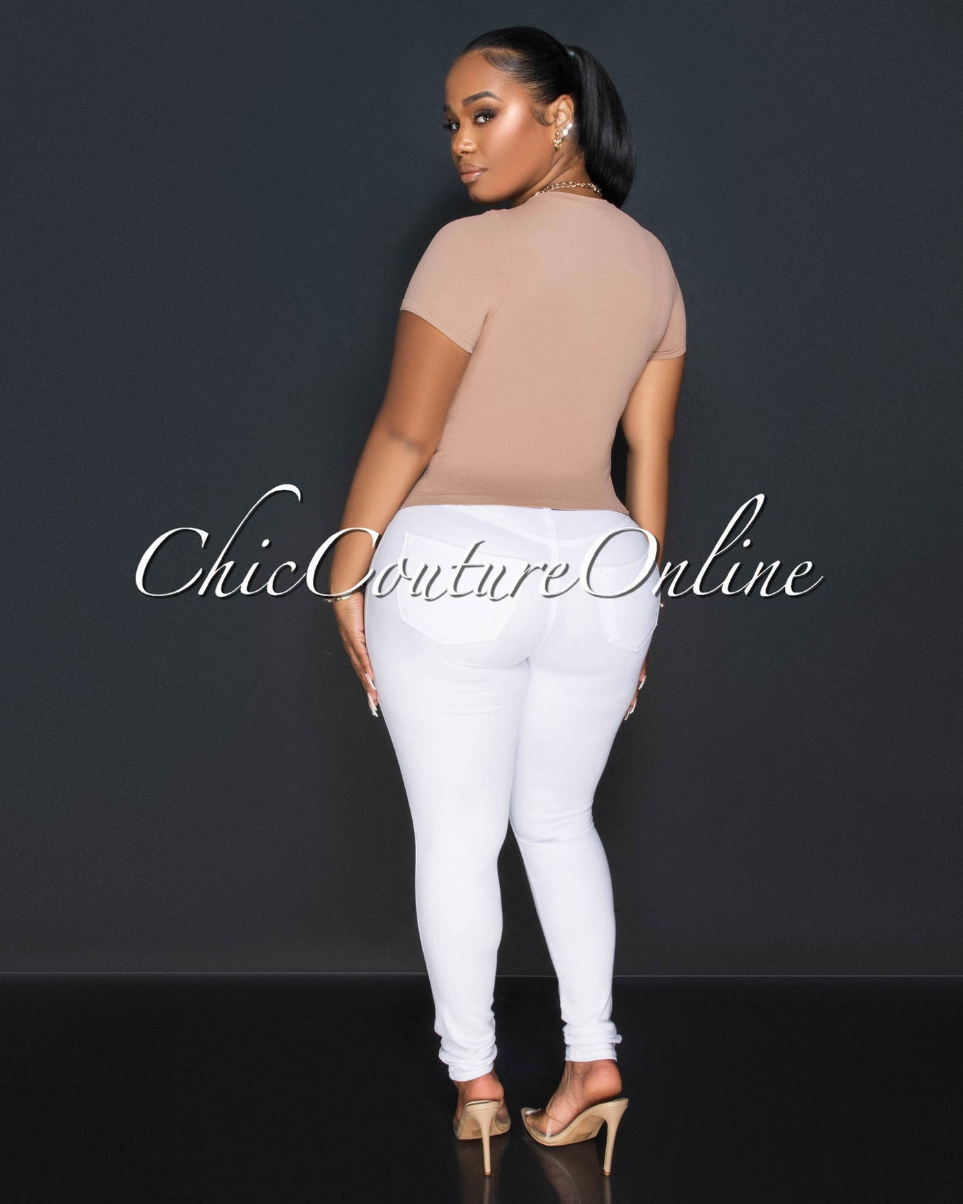 Lona Nude Round Neck Crop Top