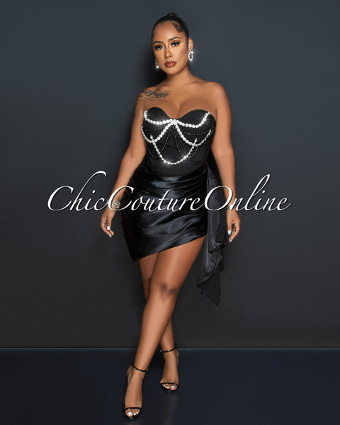 MODEL SIZES – Chic Couture Online