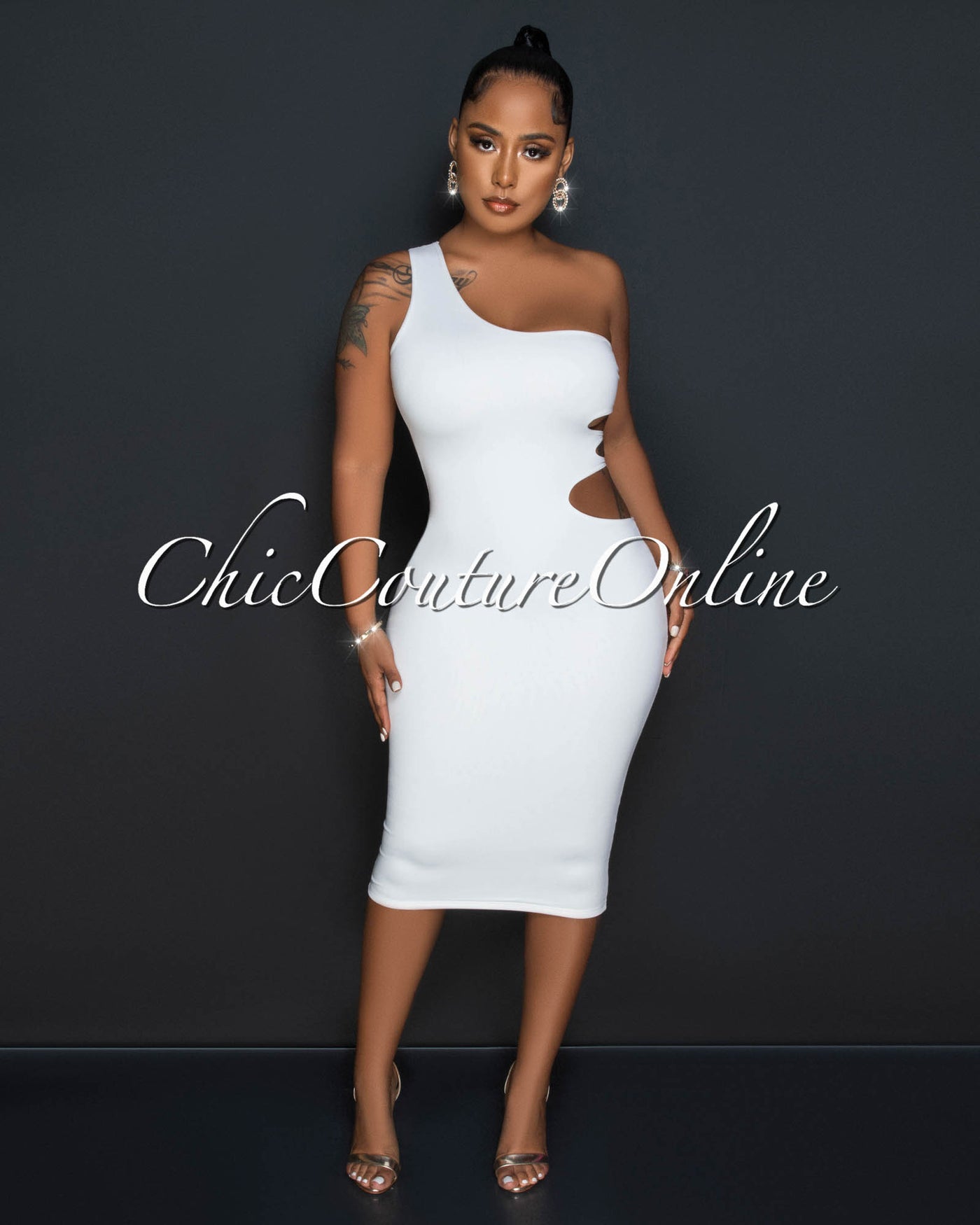 Shera Off-White Lace-Up Open Side Midi Dress