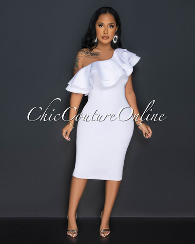 Luxechic Couture Boutique - 1 Medium, 1 Large left in our Matte PU Skater  Skirt Set- Nude online & in-store Secure your size now before it's too late