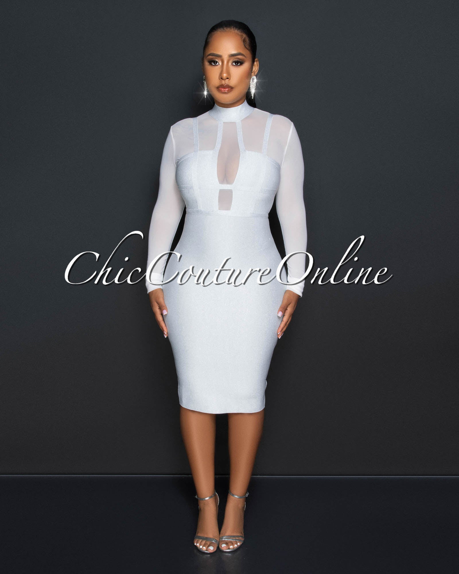 *Farlane White Silver Shimmer Mesh Accent Bandage Dress