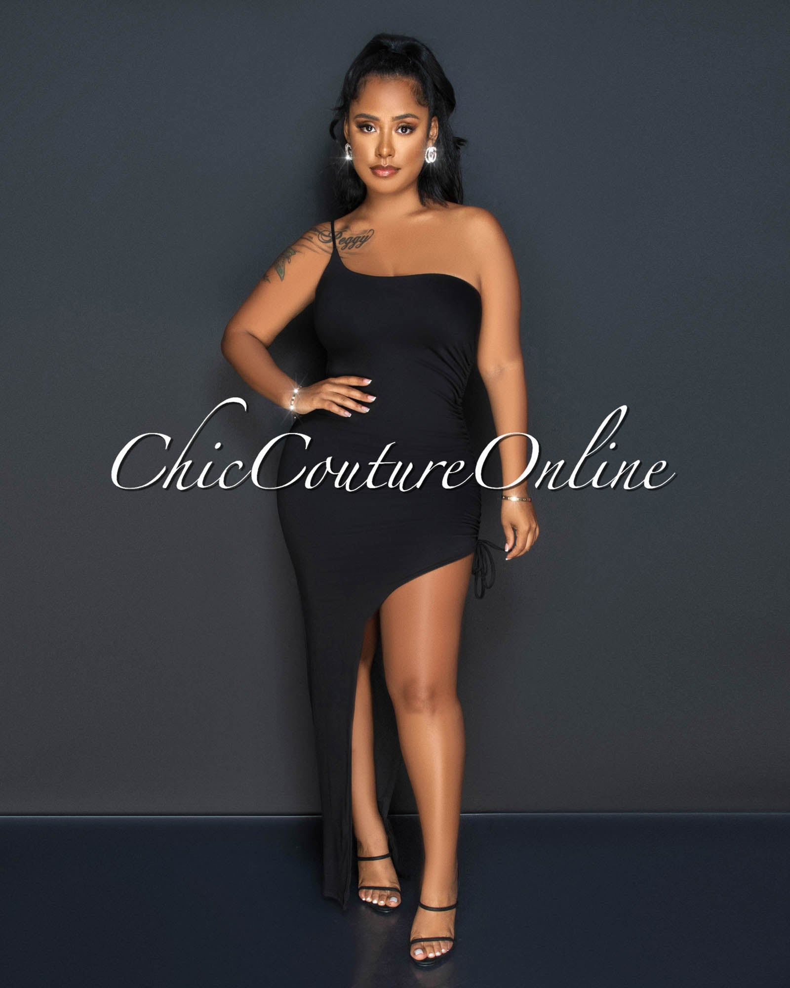 *Celene Black Single Shoulder Ruched Side Slit Maxi Dress