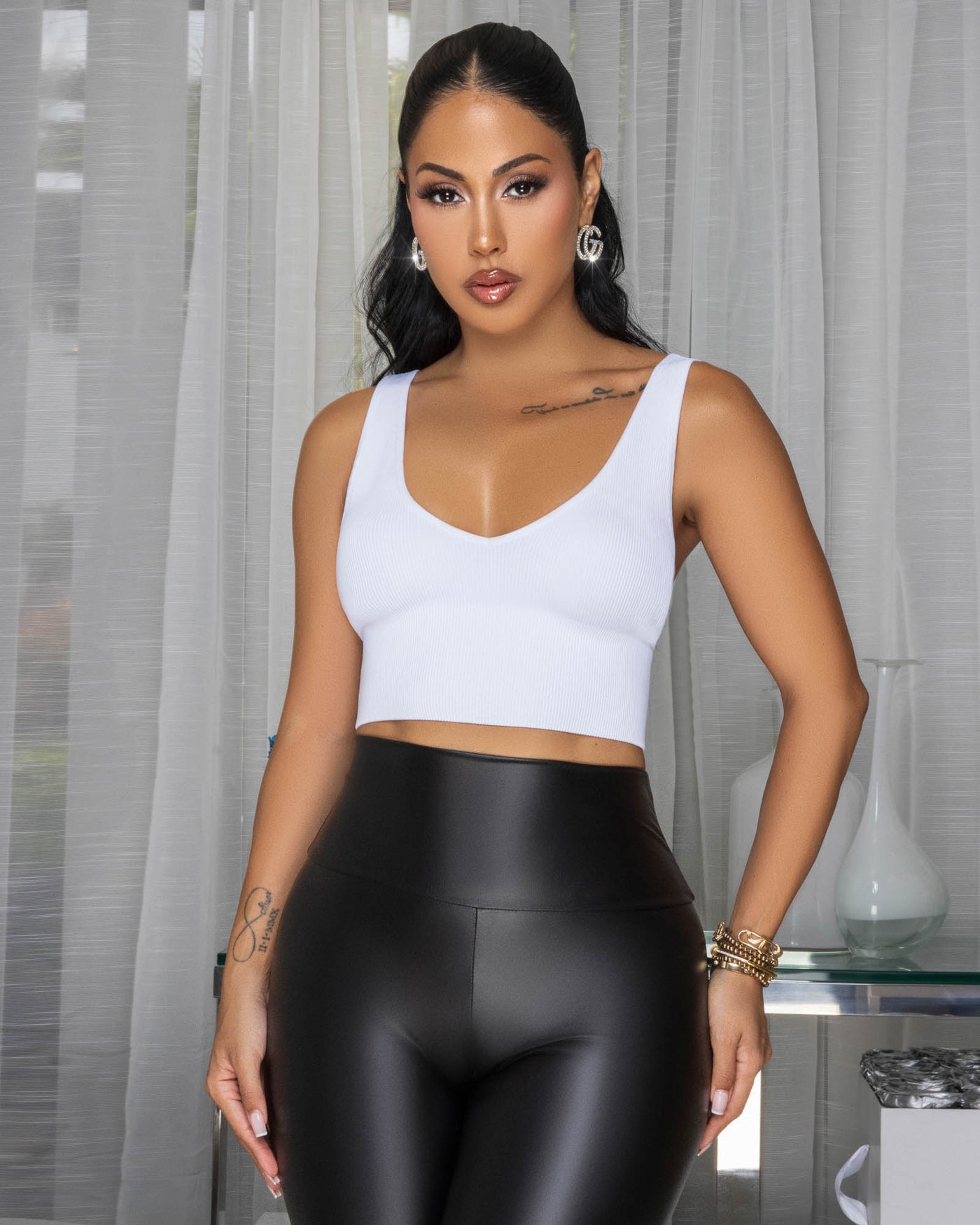 Adelynn White Ribbed Crop V-Neck Top