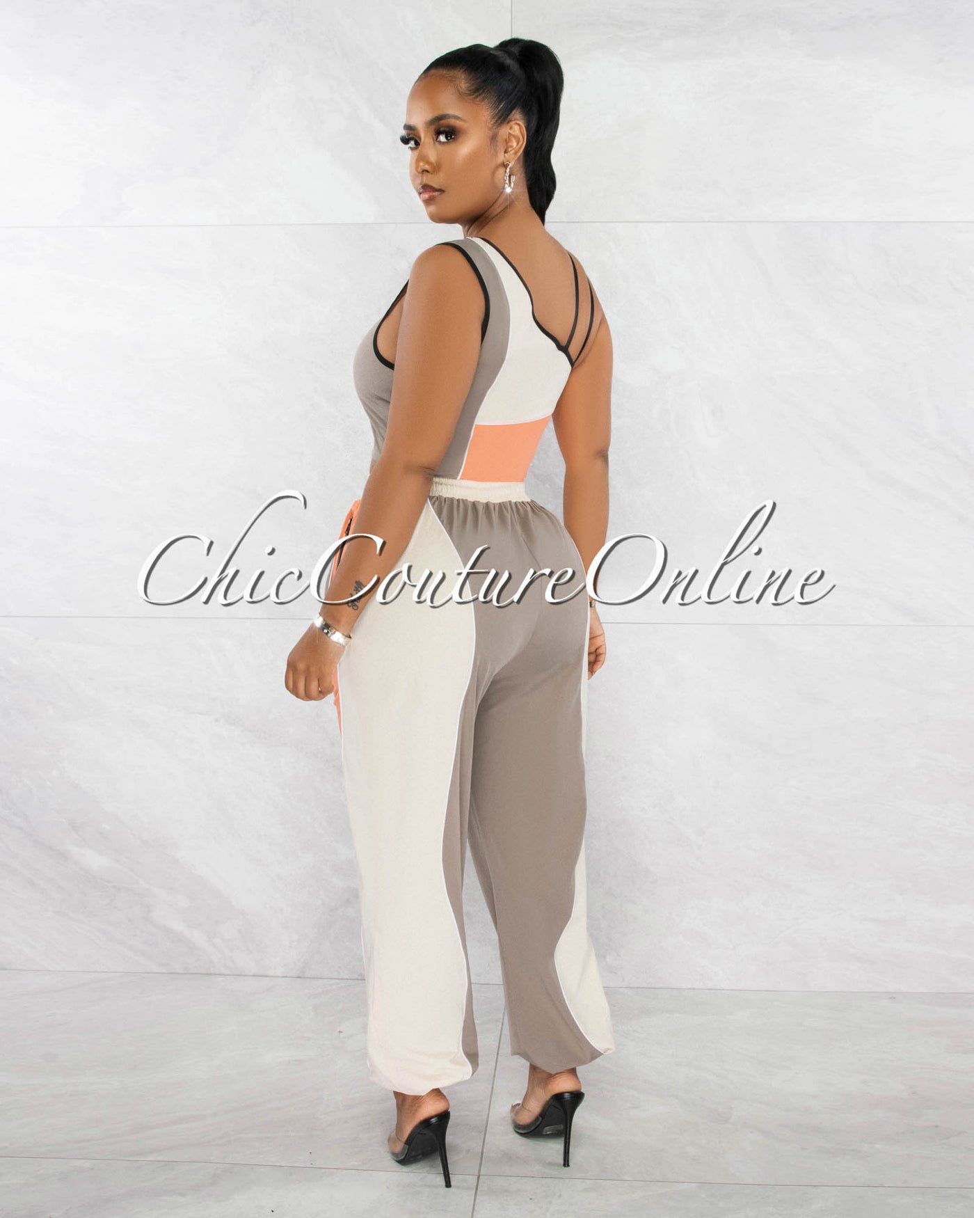 Colina Nude Coral Crop Top & Joggers Sporty Set