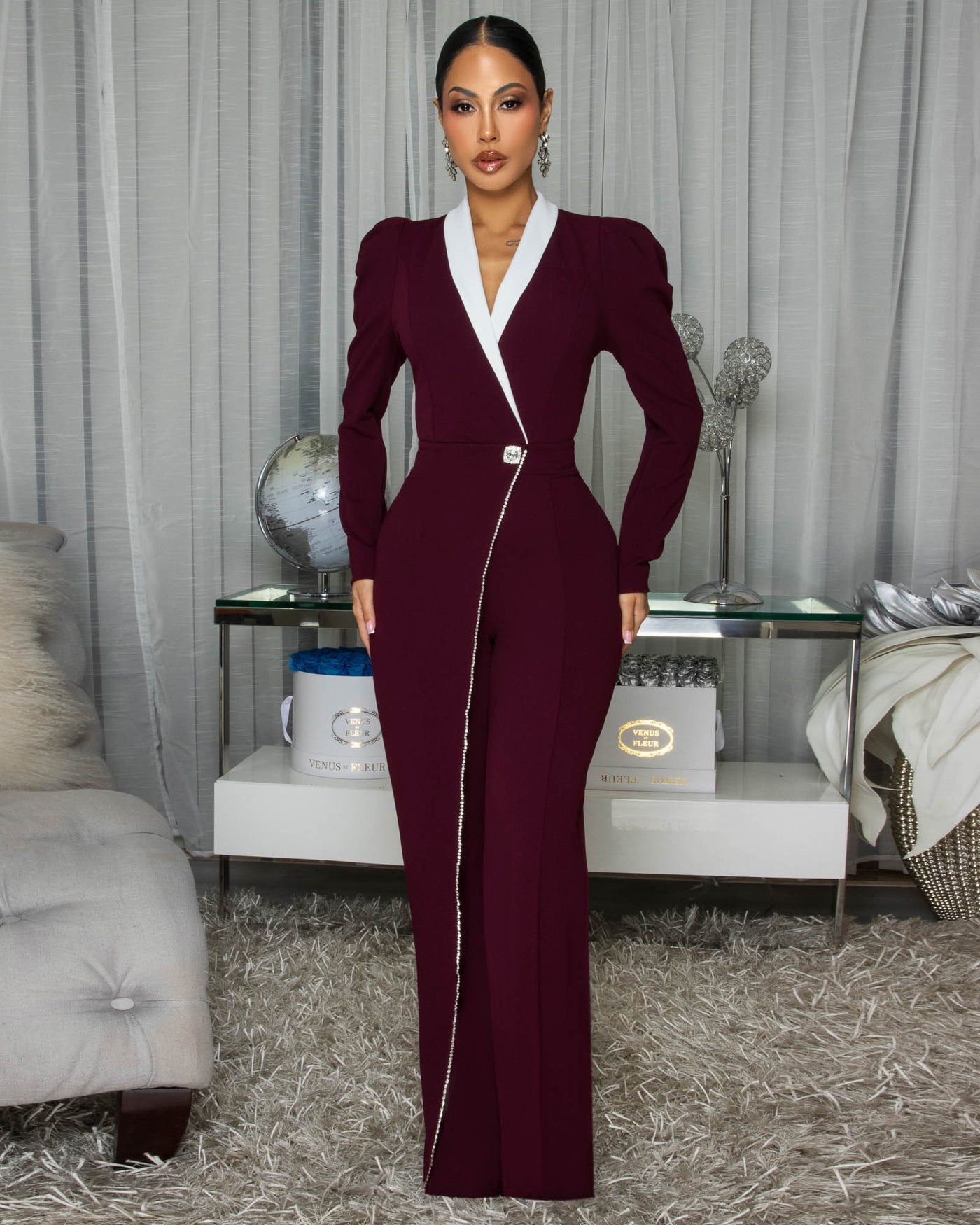 burgundy jumpsuit dress Allara White Lapel Tuxedo above the knee 5 Simple, Anti-Trend Outfits Pick Model:Model 2 Gwen exudes bold elegance