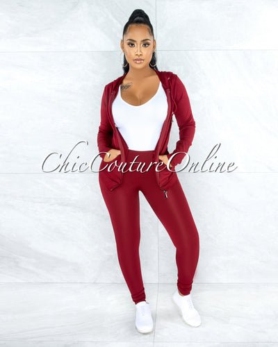 Santia Burgundy Seamless Track Set