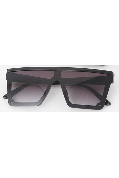 Annabel Black Gradient Lens Straight Bolted Sunglasses
