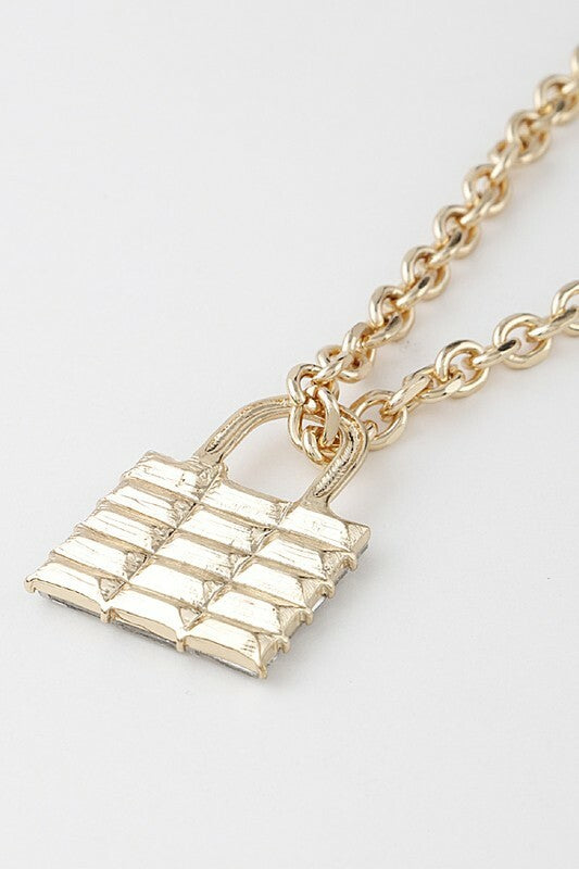 Jaden Gold Bulky Lock Pendant Chain Necklace