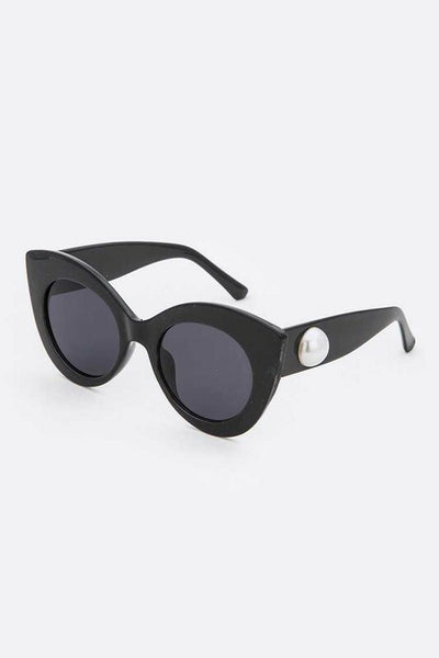 Byron Black Iconic Cat Eye Retro Sunglasses