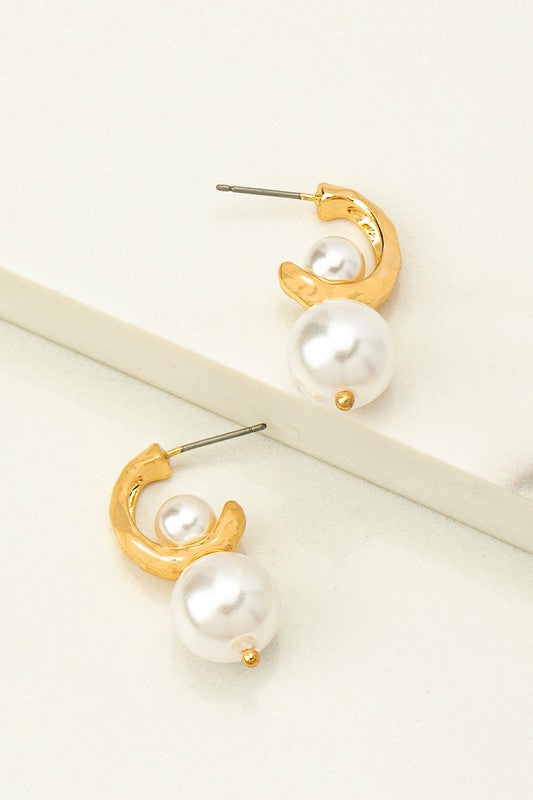 Jeanette Pearls Huggies Hoop Earrings