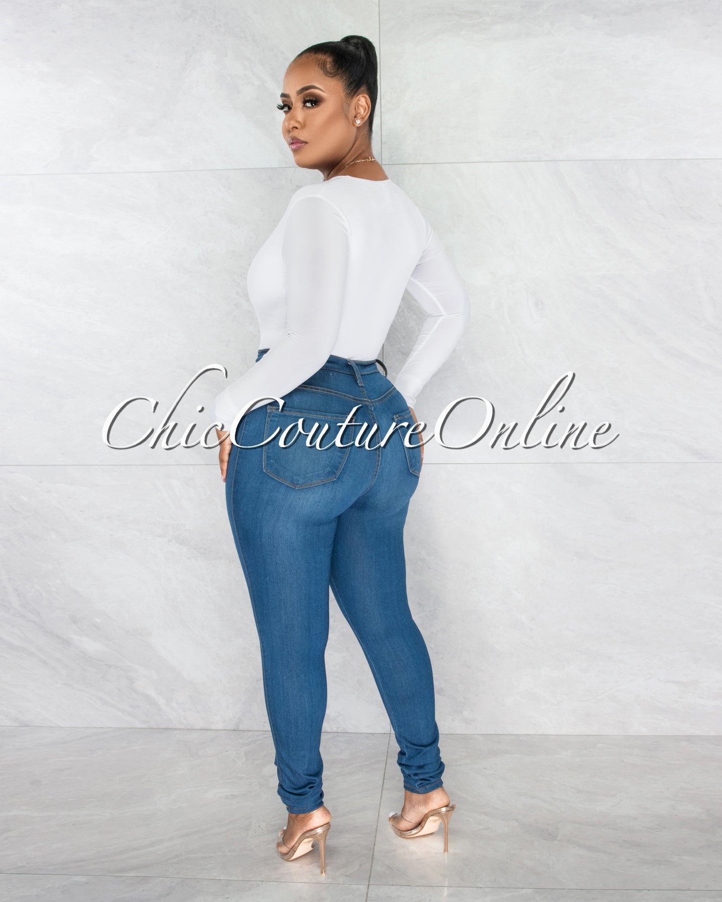 *Nilam White Depp V Neck Long Sleeves Bodysuit