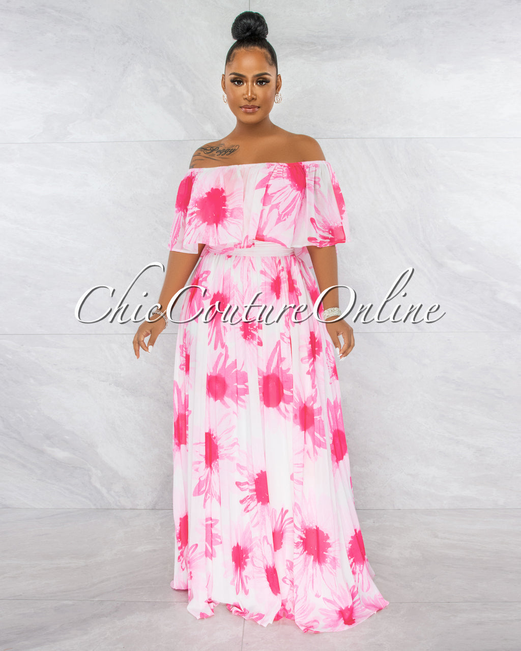 Colby White Pink Floral Print Pleated Maxi Dress