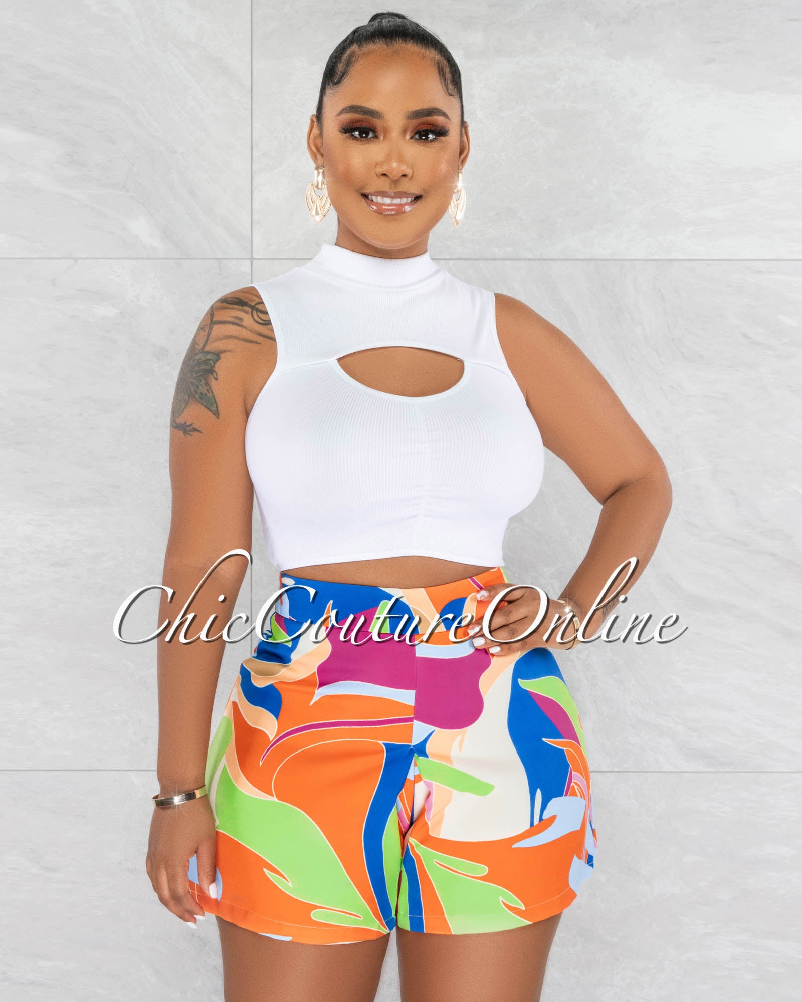 *Leviana Multi-Color Print Pleated Shorts