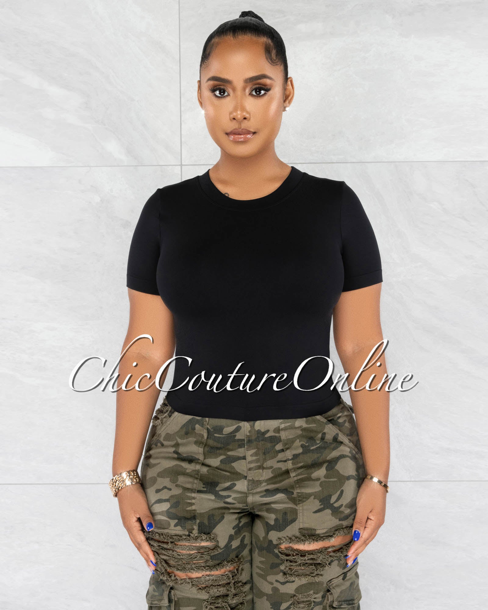 *Janice Black Round Neckline Crop Top