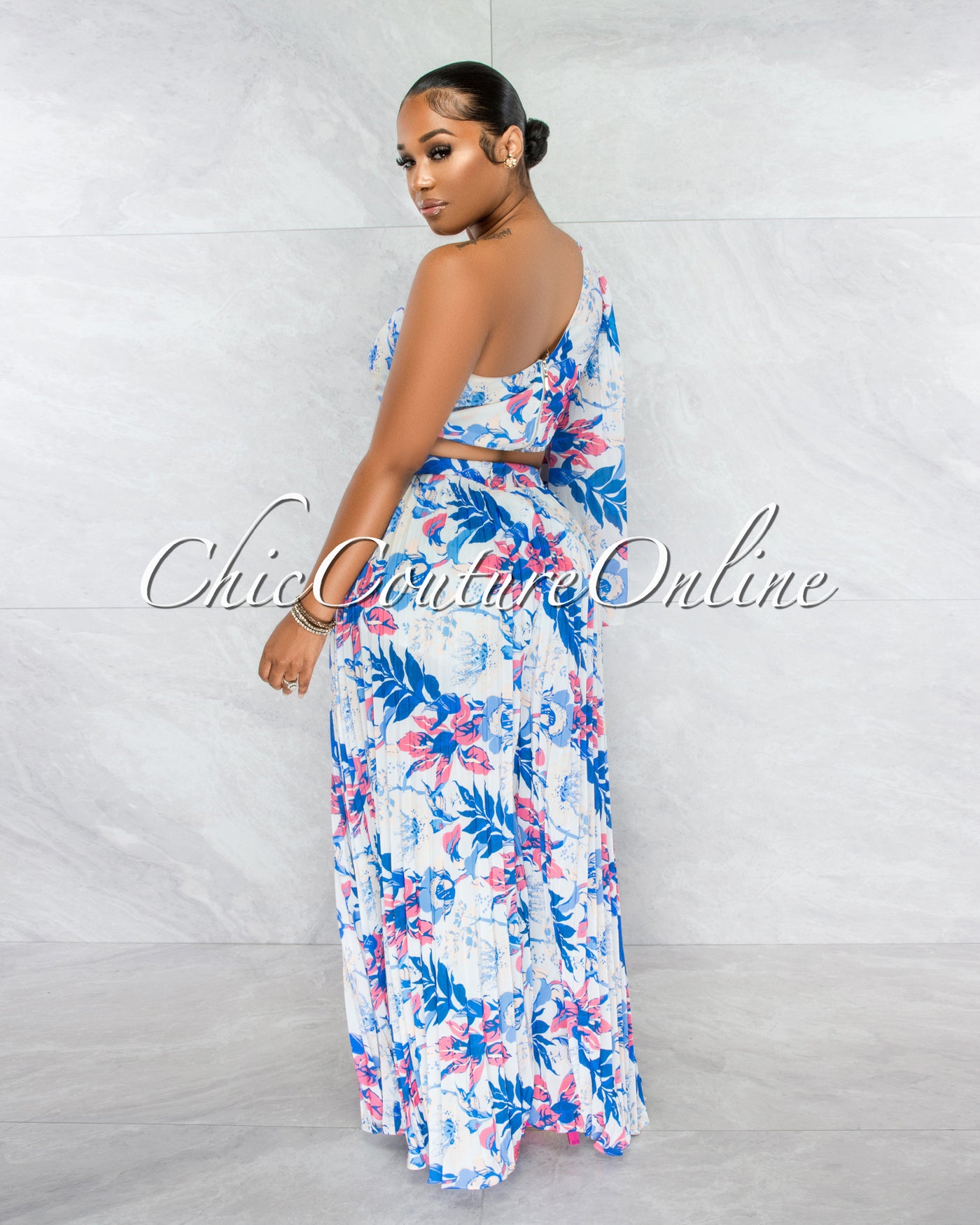 *Boston White Blue Floral Crop Top & Wide Pleated Pants Set