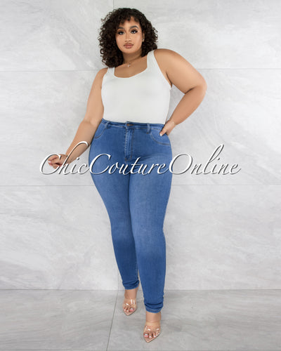 *Kendra Medium Denim High-Waist CURVACEOUS Denim Jeans