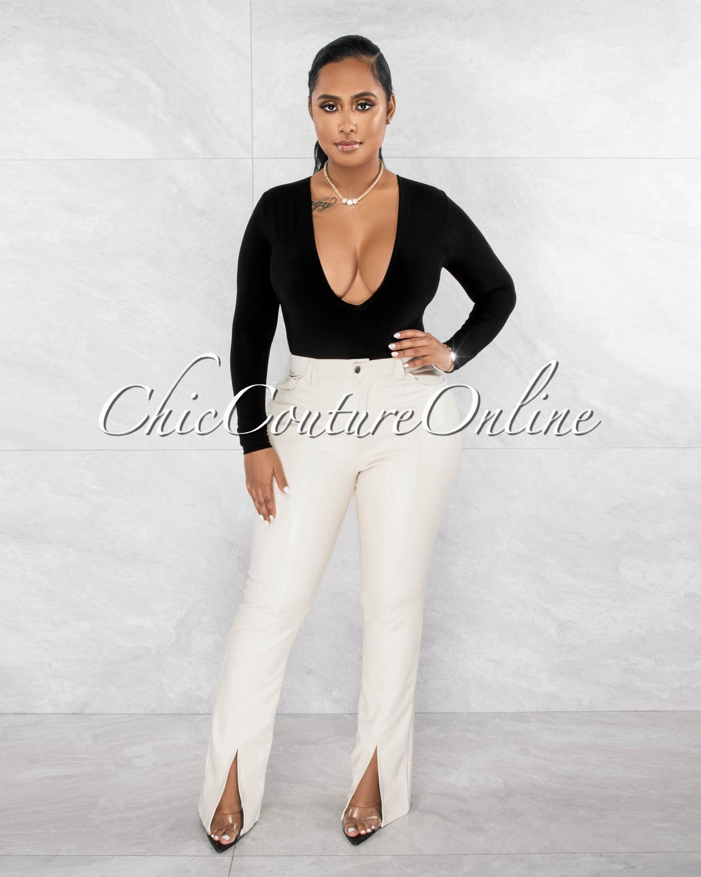 *Steeve Cream Vegan Leather Ankle Slit Pants