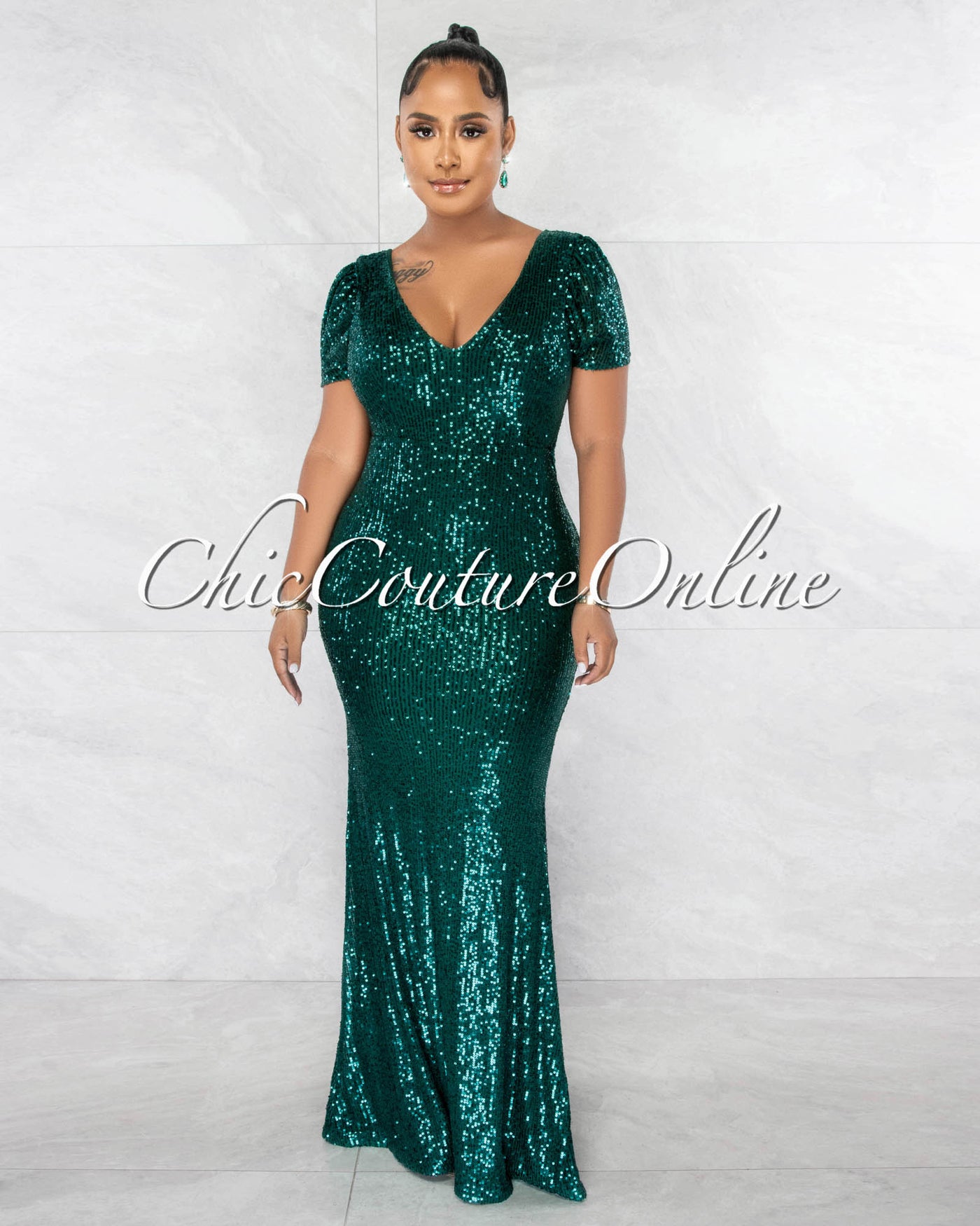 *Kadmiel Hunter Green Sequins Bubble Sleeves Back Bow Detail Gown