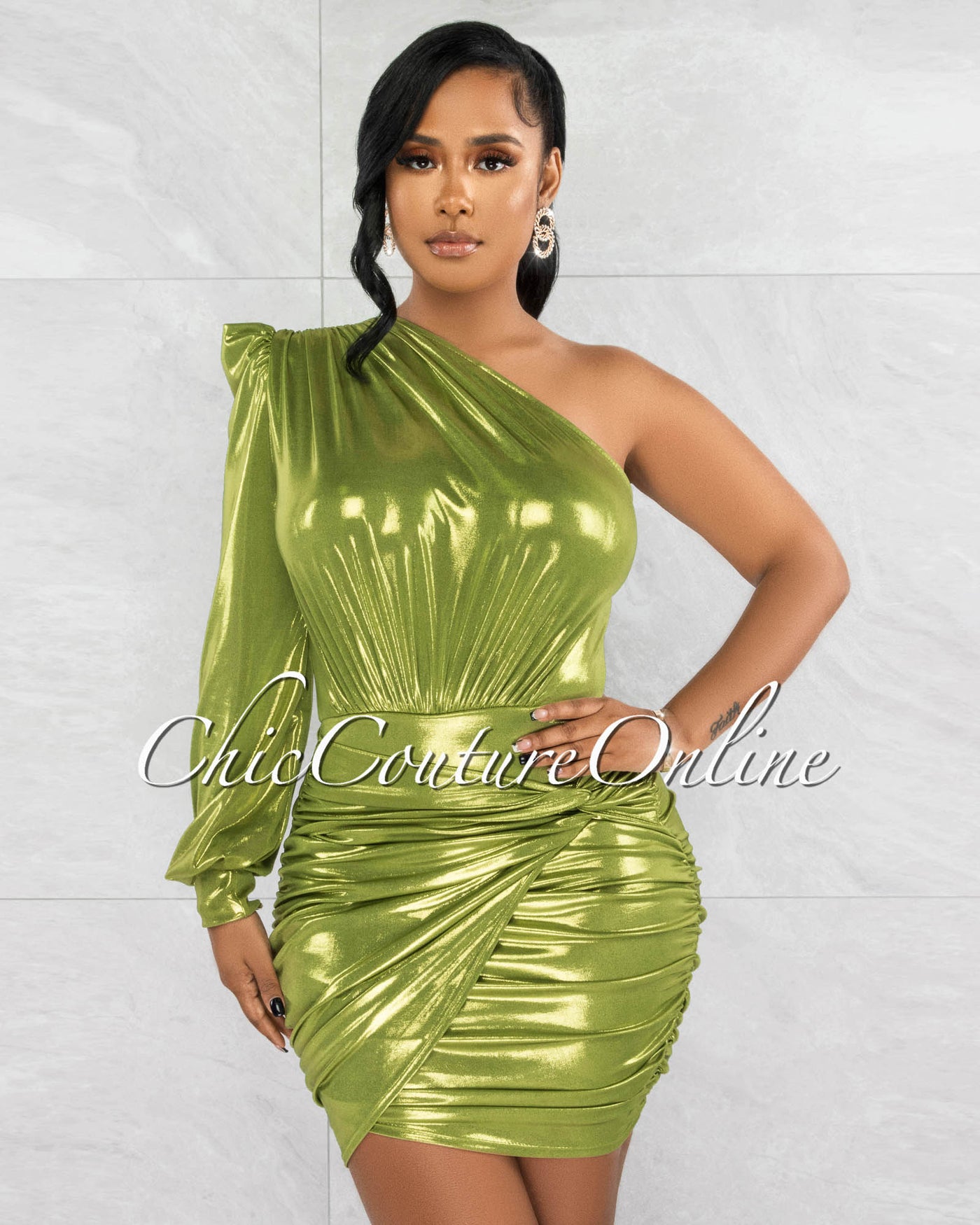 *Cornelia Green Metallic Single Padded Shoulder Draped Dress