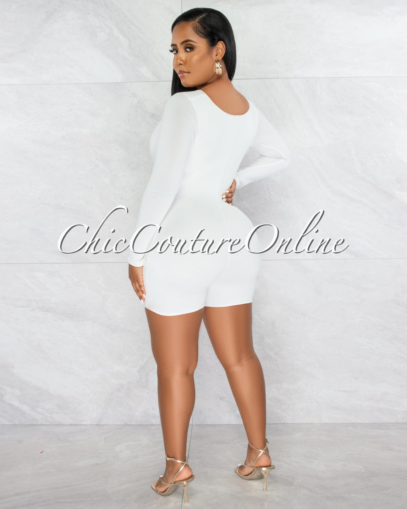 *Ligia Off-White Front Knot Cut-Out Double Lined Romper